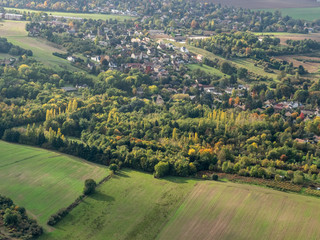 vue aérienne de la résidence de Marsinval en automne dans les Yvelines en France
