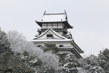 雪の犬山城　犬山城　冬の犬山城　国宝犬山城