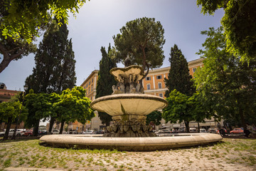 Fototapeta na wymiar Fontana delle Cariatidi