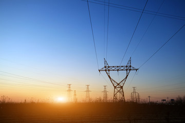 Fototapeta premium the pylon in the evening