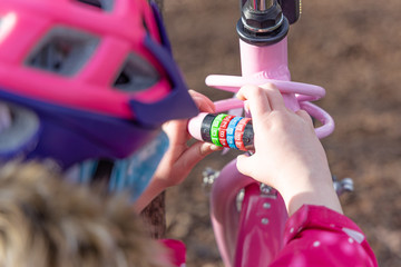 Anti Diebstahl Sicherung am Kinder Fahrrad mit Schloss