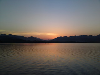 Fototapeta premium Sun With Water 04