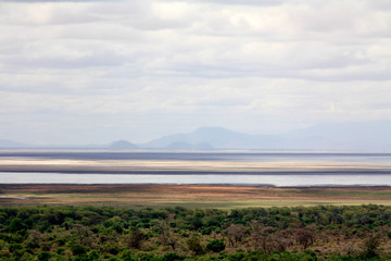 Serengeti Ebene Fluss Gewitter Berge