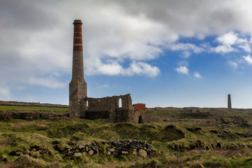 mine ruins in cornwall