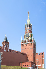 Fototapeta na wymiar Savior Tower at the Red Square in Moscow