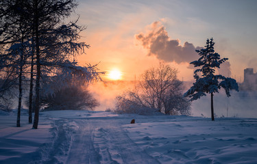 Fototapeta na wymiar Sunset at the river Angara in the town Irkutsk