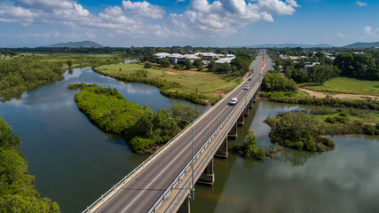 Fototapeta premium Townsville, Qld - Ross River Bridge, Bowen Rd