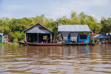 Maison flottante © delphinerodillon