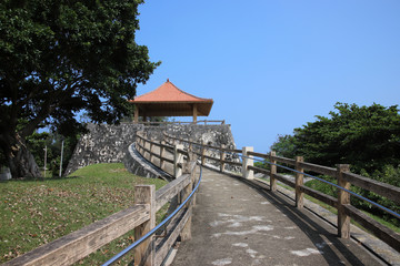 展望台へ続く道