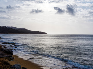 Plage de La Croix-Valmer en Provence côte d'Azur face à la baie de Cavalaire entre la pointe de la Bouillabaisse et la ville de Cavalaire