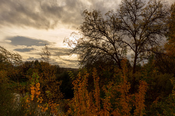 Obraz premium La Soria rural a cloudy autumn day