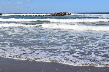 庄内浜の荒波 日本海