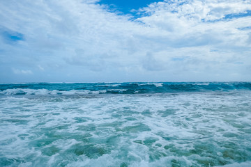 Fototapeta na wymiar view of the sea and sky