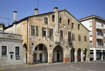 Fototapeta na wymiar View of old Treviso. Veneto region. Italy