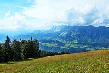 Obraz premium Austrian Alps- view of the Dachstein from Planai