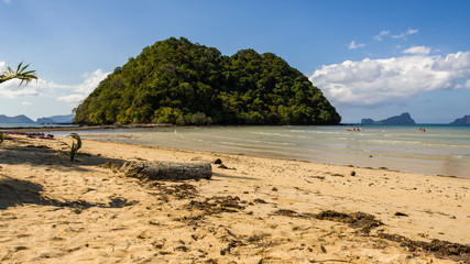 Best beaches of El Nido, Palawan, Philippines: Las Cabanas beach