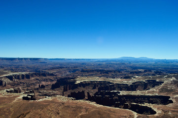 Fototapeta na wymiar Spectacular view from the viewpoint at canyons in the Canyonlands national park