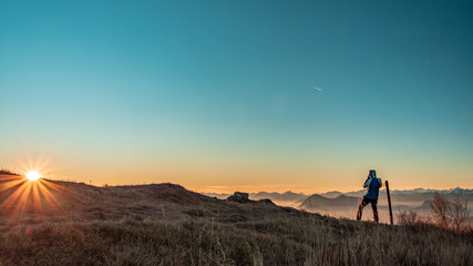 Obraz premium Winter sunset from the alpine peak