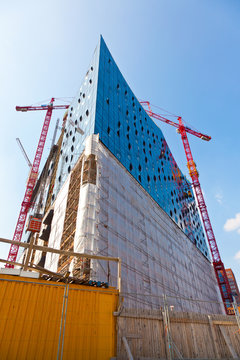 Construction site of the Elbphilharmonie in the port of Hamburg