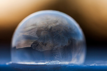 Bolle di sapone e cristalli di ghiaccio © iaiaboxer