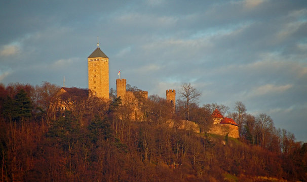 Starkenburg in der winterlichen Abendsonne 