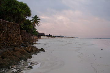 Strand mit Sonnenuntergang