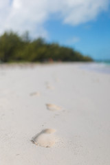 Fußabdrücke im Sand
