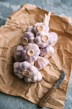 Food: French purple garlic bulbs