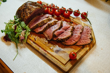 steak with vegetables