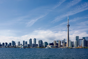 Fototapeta premium Skyline of Toronto with the iconic CN Tower, Ontario, Canada