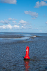Boje im Wattenmeer, Nordsee, Friesische Inseln, Fährfahrt