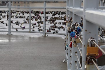 Obraz premium lock bridge