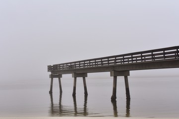 Obraz premium pier on the lake