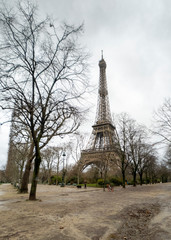 Fototapeta na wymiar Paris Eiffel Tower Winter Day