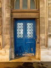 Entree blue door old French carved