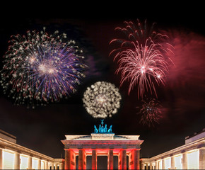 Berlin Feuerwerk Brandenburger Tor © Blickfang