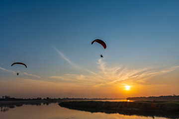 Preparation for flights on paramotors. Flying on paramotor.