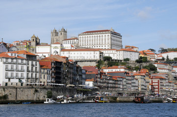  Alstadt mit Torre dos Clérigos