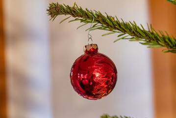 red christmas tree sphere decoration