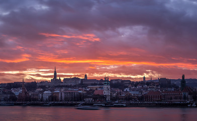 Naklejka premium Panoramic Colourful Budapest Sunset
