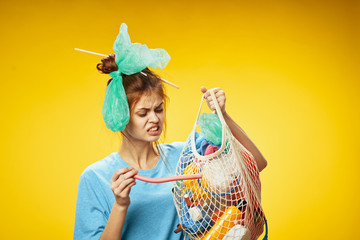 Naklejka premium girl in dress and hat with flowers