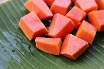 slices of papaya