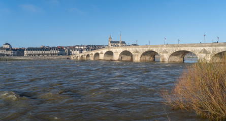 Fototapeta premium val de Loire - Loire-tal. Blois