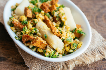 Salsify with Pearl Barley, Kale and Spicy Tofu Pieces