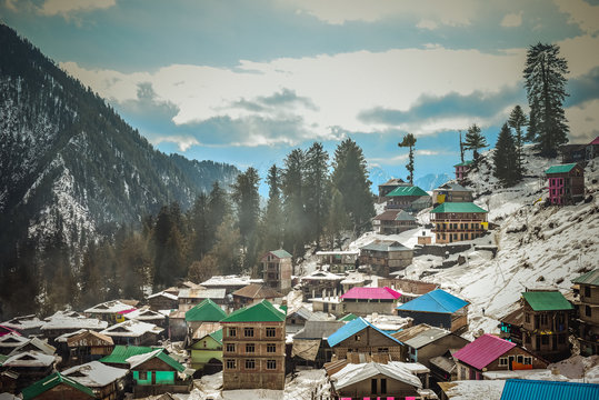 Good Morning Sunshine On Mountains