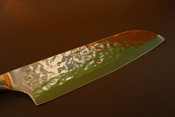 Geschmiedete Messer Klinge aus Stahl in der Küche