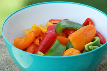 paprika geschnitten in einer schüssel