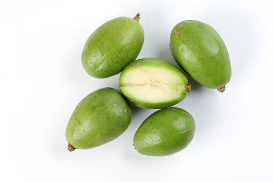 Spondias mombin yellow mombin  hog plum fruit
