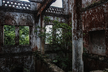 Obraz premium Burned and abandoned old French church in Vietnam, urbex 