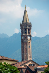 Fototapeta na wymiar old clock tower, italy,italien